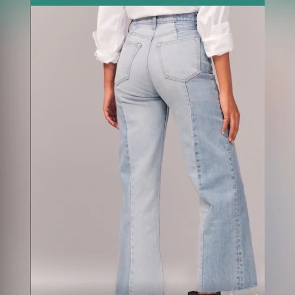 A&F Ultra High Rise The Crop Wide Leg  raw hem Jeans Size 24 - Picture 2 of 12